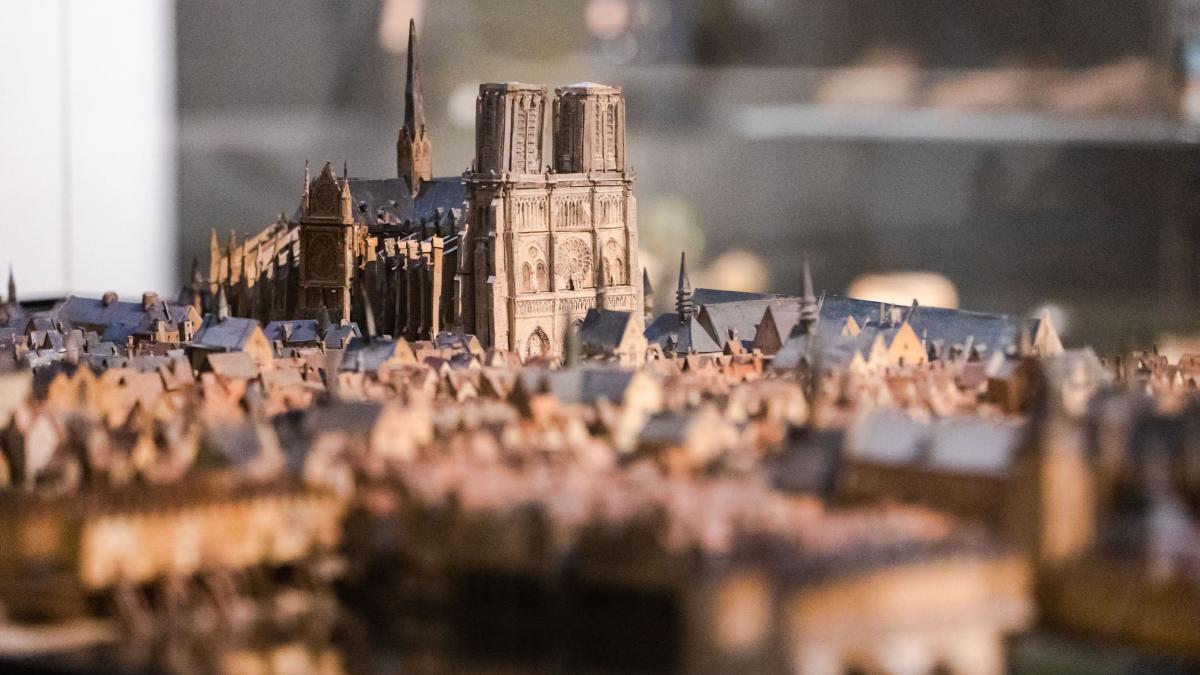 Detail maquette Ile de la CIté 